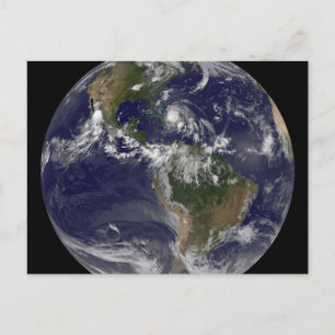 Carte Postale Terre entière avec l'ouragan Irène sur les Bahamas