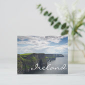 Carte postale texte des falaises de Moher en Irlan (Debout devant)