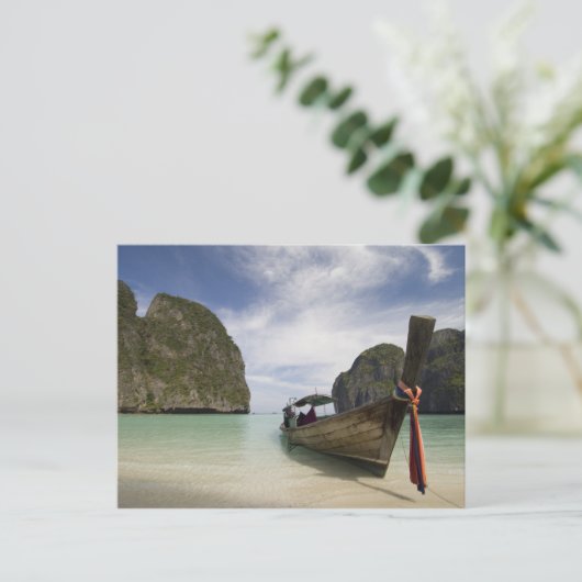 Carte Postale Thaïlande, Phi Phi Lay Island, Maya Bay. (Debout devant)