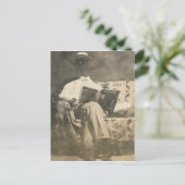 Carte Postale The invisible man postcard (Debout devant)