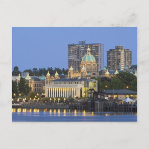 Carte Postale The Parliament Buliding lit up at the inner