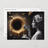 Carte Postale Thé surréaliste à la ruche des abeilles Trou noir  (Devant / Derrière)