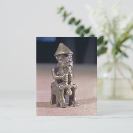 Carte Postale Thor avec un marteau, statuette trouvée en Islande (Debout devant)