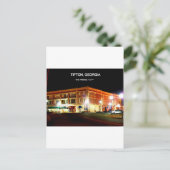 CARTE POSTALE TIFTON, GÉORGIE (Debout devant)