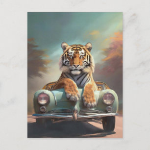 Carte Postale Tigre assis sur une voiture de sport vintage