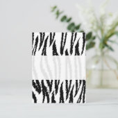 Carte Postale Tigre noir et blanc. Motif de tigre. (Debout devant)