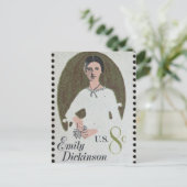 Carte Postale Timbre Emily Dickinson (Debout devant)