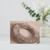 Carte postale Titanic London (Debout devant)