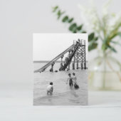 Carte Postale Toboggan aquatique, île Bois Blanc, MI 1903 (Debout devant)