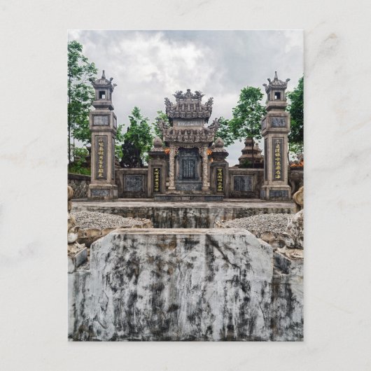 Carte Postale Tombeau à Hue Graveyard, Vietnam (Devant)