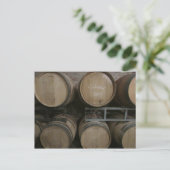 Carte Postale tonneaux de vin (Debout devant)