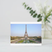 Carte Postale Torre Eiffel (Debout devant)