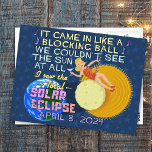 Carte Postale Total Éclipse Solaire Avril 8 2024 Amusant América<br><div class="desc">Le 8 avril 2024, une éclipse solaire totale sera visible dans une grande partie des Etats-Unis. On l'appelle la "Grande Éclipse Solaire Américaine." Si vous avez l'intention de célébrer cet événement passionnant, ce design humoristique est parfait pour vous. La parodie ironique imite les paroles des chansons et dit : "Il...</div>