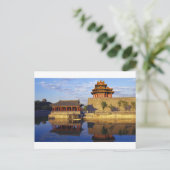 Carte Postale Tour d'angle de Cité interdite, Pékin, Chine (Debout devant)