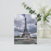 Carte Postale Tour Effiel (Debout devant)