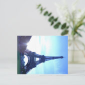 Carte postale Tour Eiffel (Debout devant)