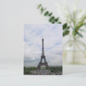Carte Postale Tour Eiffel (Debout devant)