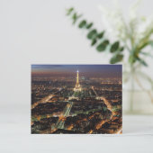 Carte postale Tour Eiffel 2 (Debout devant)