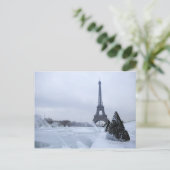 Carte Postale Tour Eiffel en hiver (Debout devant)