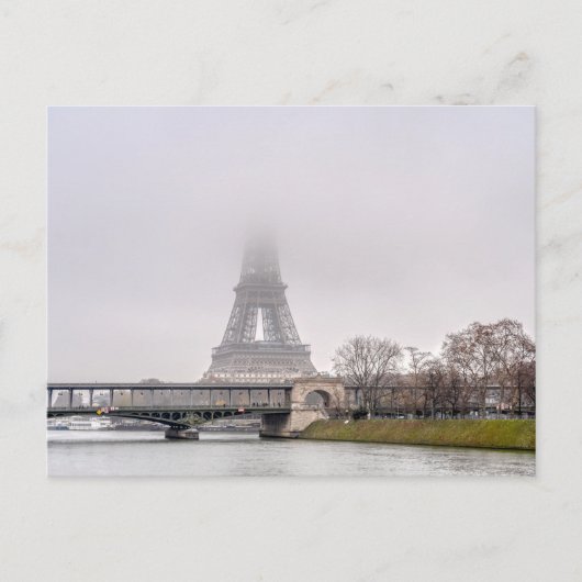 Carte Postale Tour Eiffel et pont Bir-hakeim par jour de brumes (Devant)