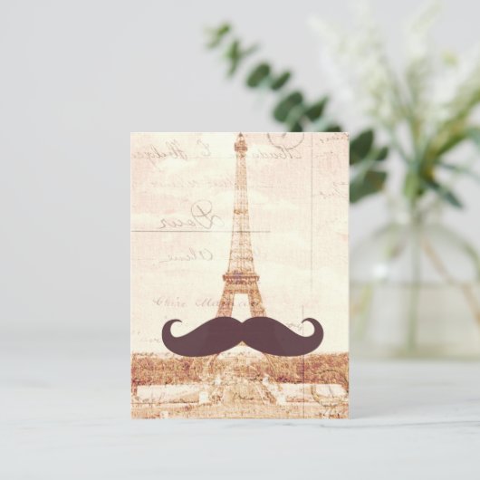 Carte Postale Tour Eiffel Moustache (Debout devant)
