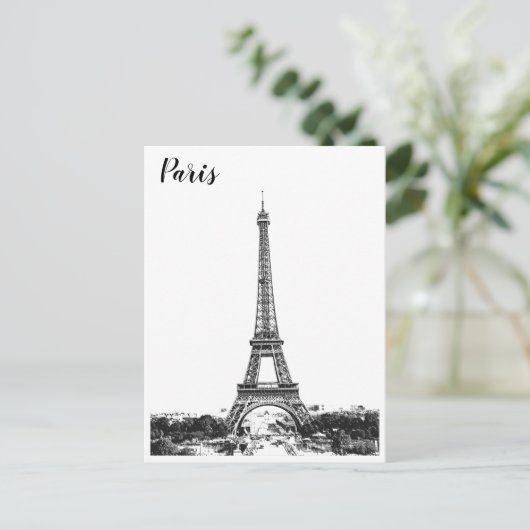 Carte Postale Tour Eiffel noir et blanc (Debout devant)