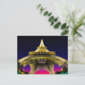 Carte Postale Tour Eiffel, Paris, France (Debout devant)