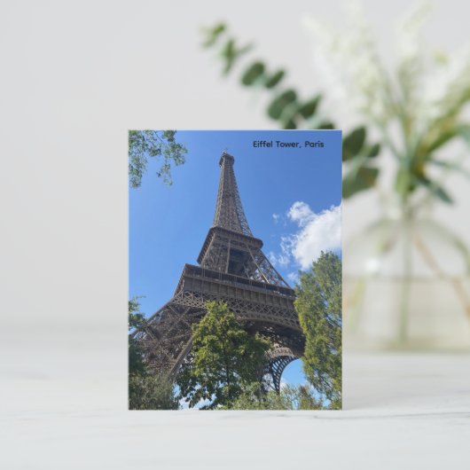 Carte Postale Tour Eiffel, Paris, France Design (Debout devant)