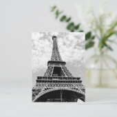 Carte Postale Tour Eiffel Paris noir et blanc (Debout devant)