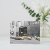 Carte Postale Tour Trump (Debout devant)