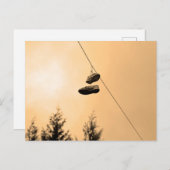 Carte Postale Tournage de chaussures (Devant / Derrière)