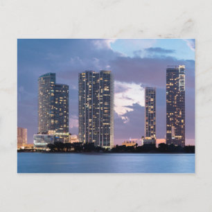 Carte Postale Tours en condominium au bord de l'eau à Miami