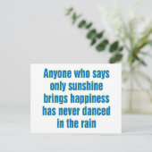 Carte Postale Toute personne qui dit que seul le soleil apporte (Debout devant)