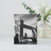 Carte Postale Tower Bridge Londres (Debout devant)