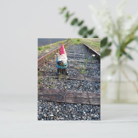 Carte Postale Tracks Gnome (Debout devant)