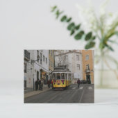 Carte Postale Tramway à Lisbonne (Debout devant)
