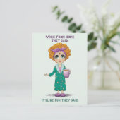 Carte Postale Travail de la maison amusant (Debout devant)