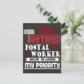 Carte Postale Travailleur de la poste à la retraite Drôle fourni (Debout devant)