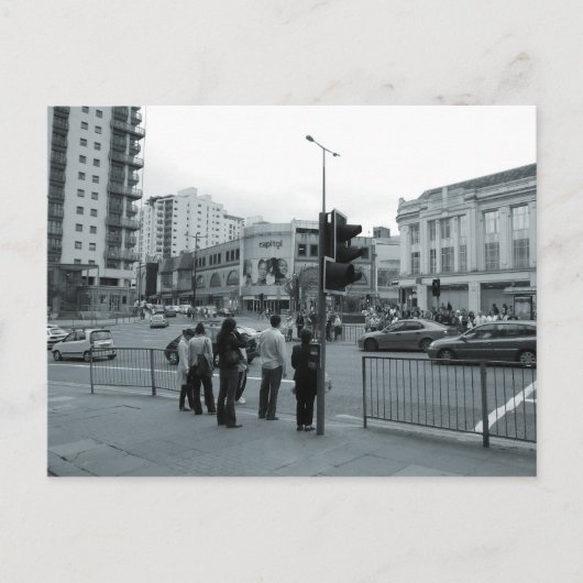 Carte Postale Traverser la route (Devant)