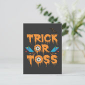 Carte Postale Trick or Toss Drôle et Effrayant Cadeau de Cornhol (Debout devant)