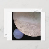 Carte Postale Triton avec Neptune dans la NASA arrière - plan (Devant / Derrière)