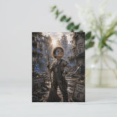 Carte Postale Triumpe / Concierge / Cours d'immeubles (Debout devant)