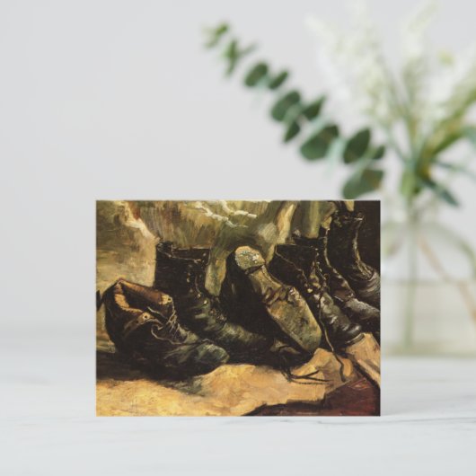 Carte Postale Trois paires de chaussures de Vincent van Gogh (Debout devant)