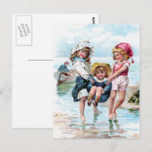 Carte Postale Trois petites filles jouant à la plage (Devant / Derrière)