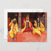 Carte Postale Trois Saddhus assis sur le temple Vishnu Nepal (Devant / Derrière)