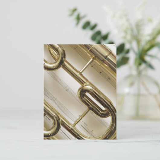 Carte Postale Trompette détaillée (Debout devant)