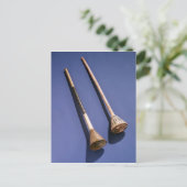 Carte Postale Trompette et bouchon en bois (Debout devant)