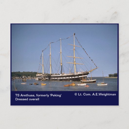 Carte Postale TS Arethusa, anciennement 'Pékin' avec drapeaux (Devant)