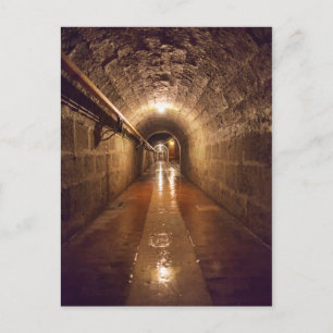 Carte Postale Tunnel de mine de sel faiblement éclairé