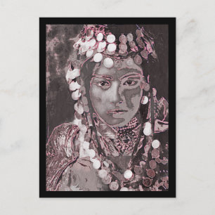 Carte Postale Tzigane en coiffure rose champagne